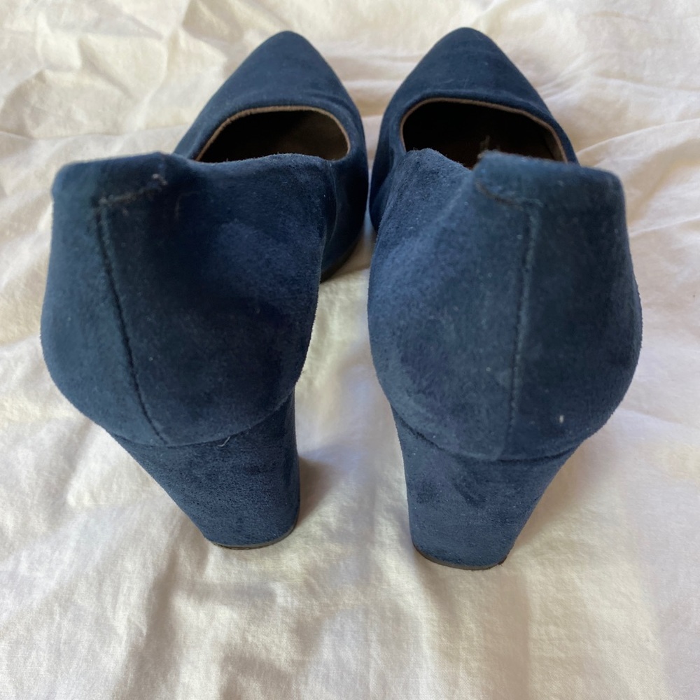 Beautiful blue suede heels made in Spain. Size 38 (6.5).
